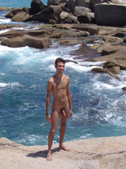 gotoanudebeach:   Go to a nude beach -   and let your partner take a photo of you!