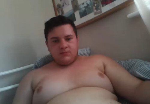 chubbiesarebeautiful:  bohdan23:  chubbiesarebeautiful:  Another 18YO Chubby caught on cam. Fat body and more important, a fat juicy cock filled with sweet sticky cum   I got him on Kik, sometimes we chat  Really?