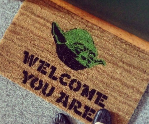 Yoda Welcome Doormat (etsy.me/1pfMbP5)