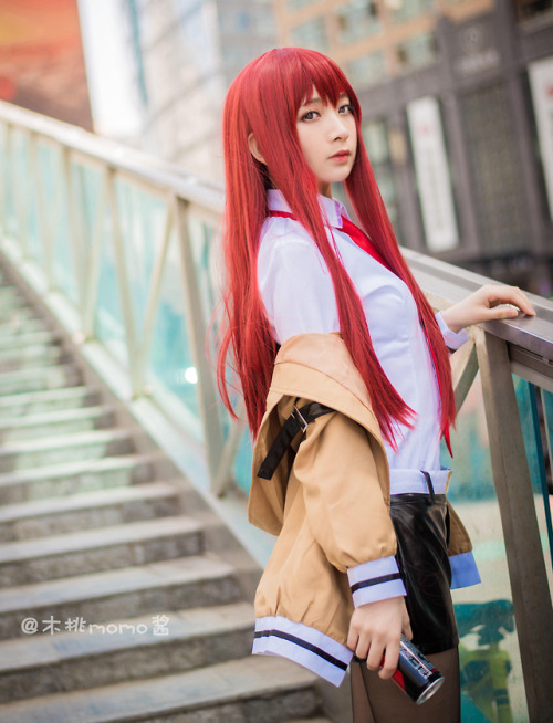 Kurisu Makise - Momo