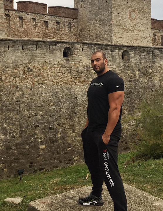 serbian-muscle-men:  Powerlifter Ico Muskov, BulgariaMore of his photos here -&gt;