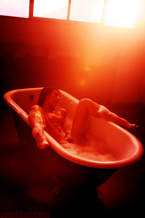 lessthan1000notes:  <1000 notes: this month’s theme: wet skin