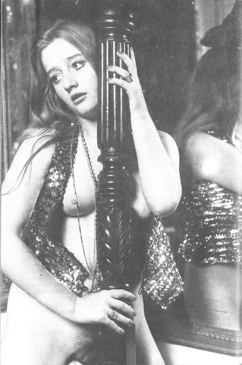 vintageadultz: Vintage Glamour(love the added story she brings with her eyes in this shot)