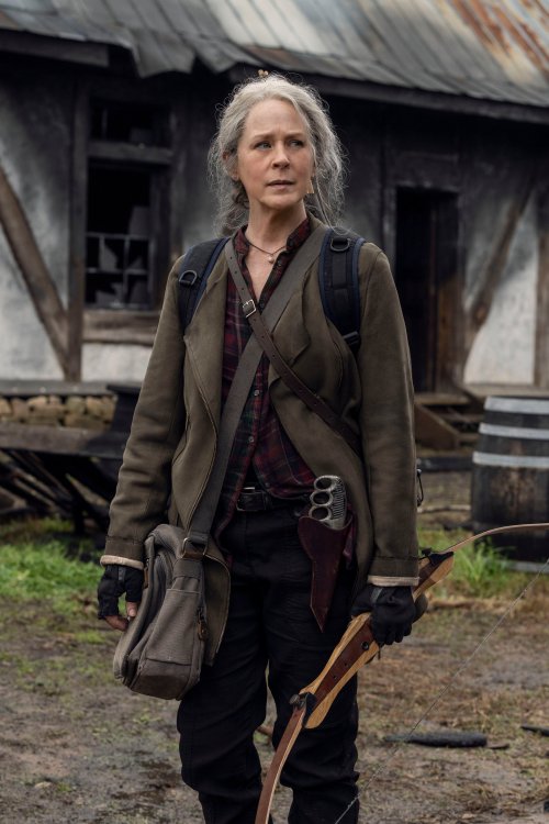 dailycaryl: Carol is steadfast in her priorities to help rebuild Alexandria and keep all within its 
