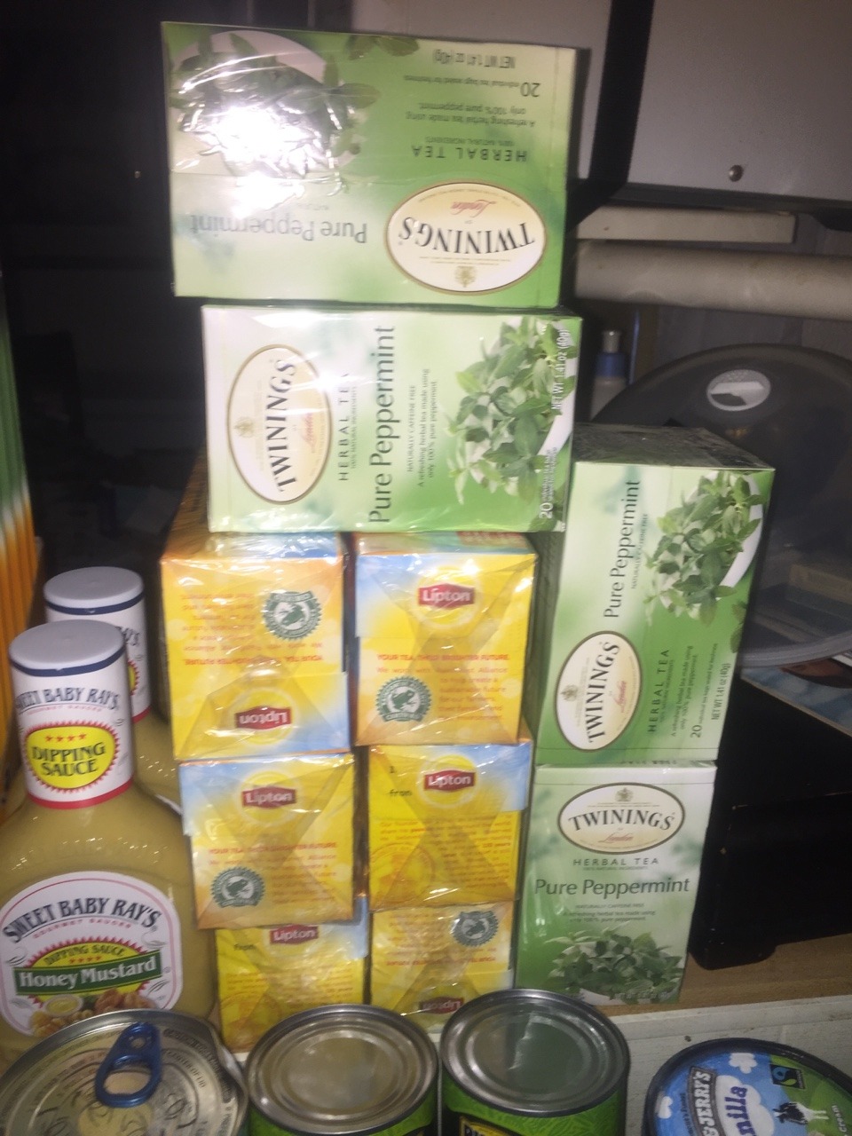 rudegyalchina:  carmdelbae:  rudegyalchina:  Took advantage of the storm stock up