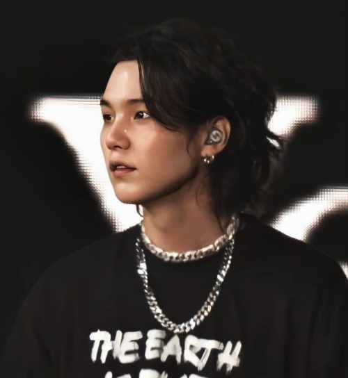 I'll Never Get Over How Beautiful Yoongi Is.. Like.. Wow.