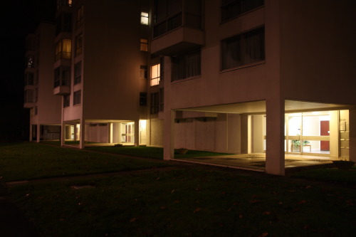 tachbrook:  tachbrook:  night apartments, 06/12/13  aww this got a few notes 