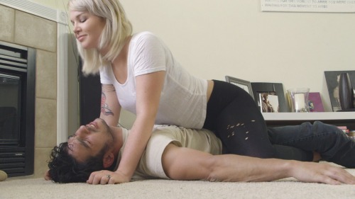 “Student of Pain” is now available at www.seductivestudios.comJae plays a sexy executrix who is teaching Sergio a lesson for breaking into her house. She shoves her panties into his mouth, breaks his arms and legs, and finally his neck with her strong