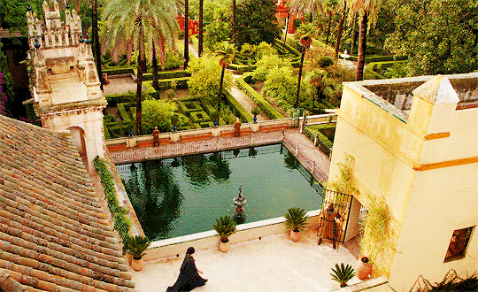 jaimelanistre:countdown to season 8 → favourite location: the water gardens in dornePeople everywher