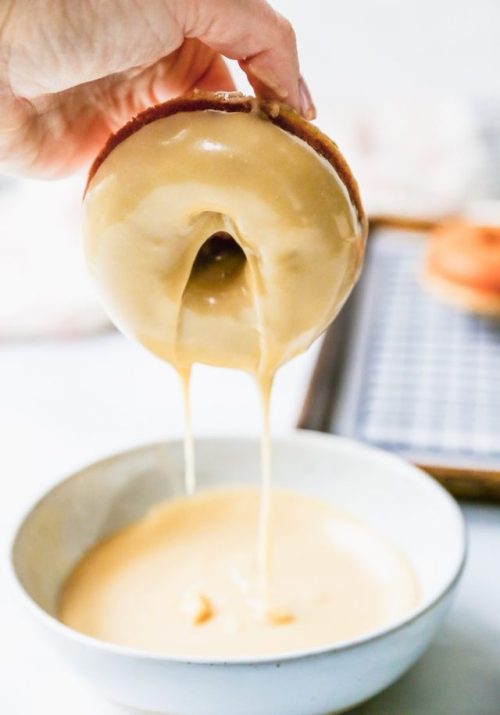 XXX sweetoothgirl:    Baked Salted Maple Donuts photo