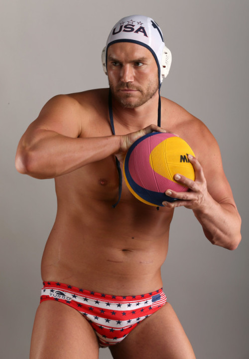 sportmen-bulge:Water polo