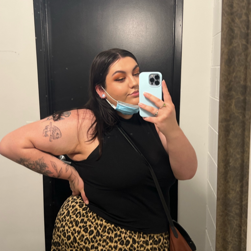 sammystuffedandsapphic:fattest-alien:thanksgiving and this past weekend treated me so well 🥴Finally I found you!!! @fattest-alien love ya😘