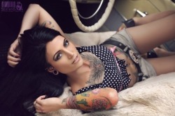 tattooedladiesmetal:  Lady Extravagant