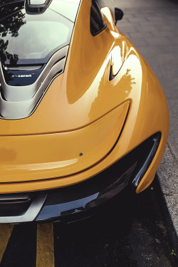 jaiking:  wormatronic:  McLaren P1 | More  Follow me at http://jaiking.tumblr.com/ You’ll be glad you did. 