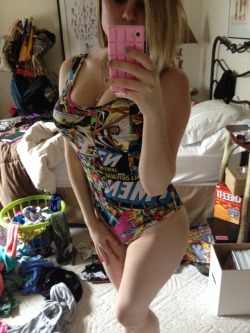 b00bafett:  This body suit is so sexy! Excuse