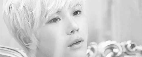 moonbyul-blog:  close-up’s of kim hansol’s angelically perfect face 