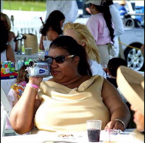 blackberryshawty:  me watching other people’s adult photos