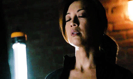 melindamaygifs:Melinda May in the 4x01 sneak peek [x]