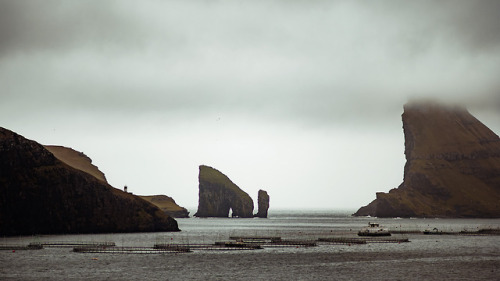 capturedphotos: Faroe Islands It wouldn’t be surprising if people aren’t familiar with this place as I most certainly wasn’t until I kept seeing photos of it pop up in photos and stories from landscape photographers. It’s a group of islands in