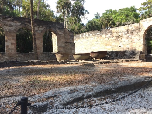 fuckyeahabandonedplaces:  Not necessarily abandoned but the old Sugar Mill Ruins in New Smyrna Beach, Fl