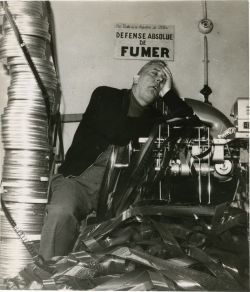 refocusedmedia:    Jacques Tati takes a moment