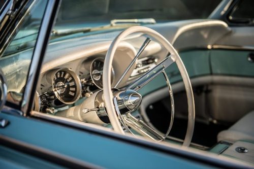 packardbaker: 1961 Ford Thunderbird. I don’t usually post cars from the big three, but this on