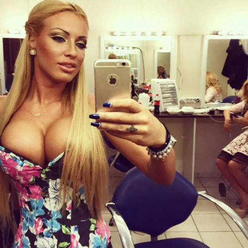 blissfullifex: Loredana Chivu