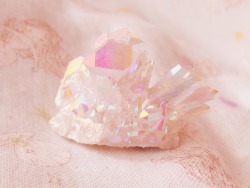 bitmapdreams:  Angel Aura Quartz photographed