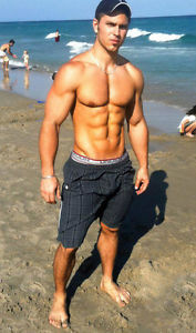 Hot Beach Muscle Jocks Live Muscle Webcams" target="_blank">SEE