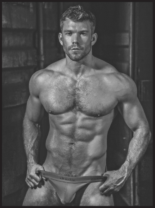 theheroicstarman: Kevin McDaid in DNA Magazine.