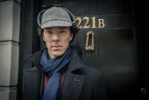 Porn londonphile:  http://www.buzzfeed.com/danmartin/the-30-pictures-from-sherlock-youve-been-waiting-nearly-two photos