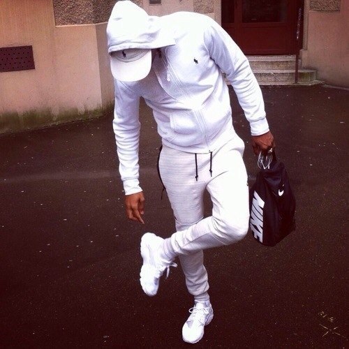 lipstick-nd-champagne:  kseniablog:  http://kseniablog.tumblr.com/   Lipstick-nd-champagne.tumblr.com