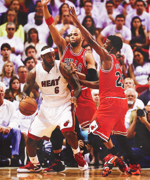 fuckyeahteamlbj:  Round 2 Game 2 vs. Bulls | 19 pts, 5 reb, 9 ast, 3 stls 