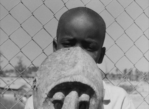 365filmsbyauroranocte:La noire de… (a.k.a. Black Girl) (Ousmane Sembene, 1966)