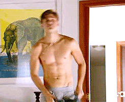 itsalekzmx:  Aaron Tveit 