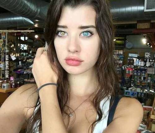 fatcatwithabat23:  It’s a very groovy mutation😉 