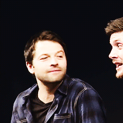 loseaquett:  some cockles/destiel to brighten up your day 