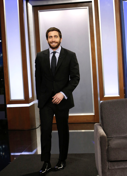 gyllenhaaldaily:   Jake Gyllenhaal On Jimmy Kimmel Live!