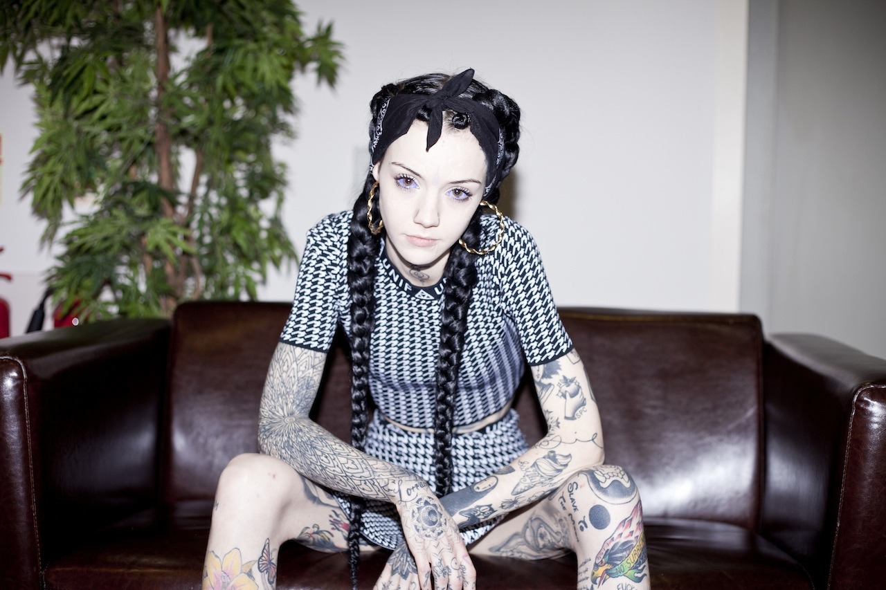tattooed-goddesses:  24 HOURS OF GRACE NEUTRAL!