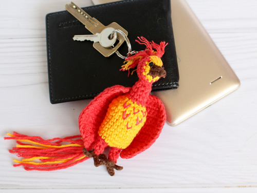 Phoenix Fawkes Keychain / Character Harry Potter pattern by Svitlana Yakobets.