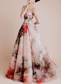 armaniprives:  Rani Zakhem Haute Couture