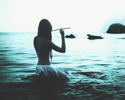 ballerinawrites:  queens → sea