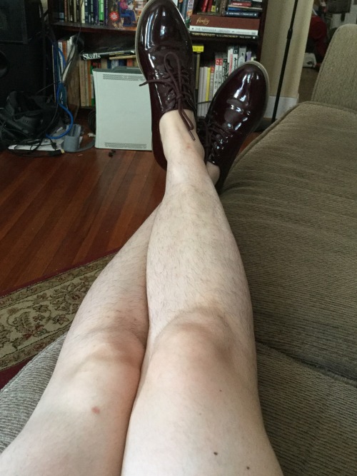 veryhairylegs: I love my new shoes and I am learning to like my hairy legs (this is not even CLOSE t