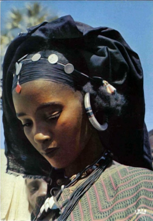 nostalgerie: Tuareg girl, Niger