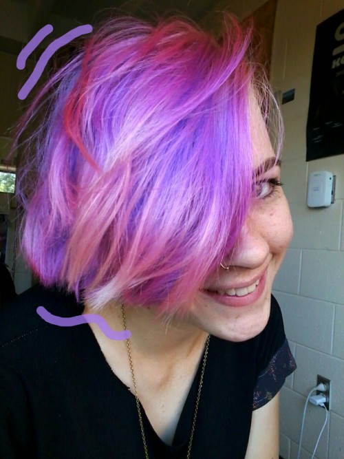 spacelesbians: I love how my hair is fading so much 
