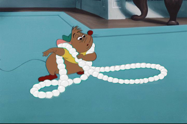 mtv:me trying on lupita’s dress 