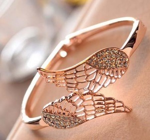 pgfancy- fashion online shopping mall — [grxjy5120057]Fashion diamond wings bracelet