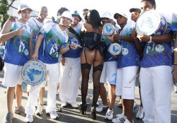 Carnaval Kardashians Da Folia