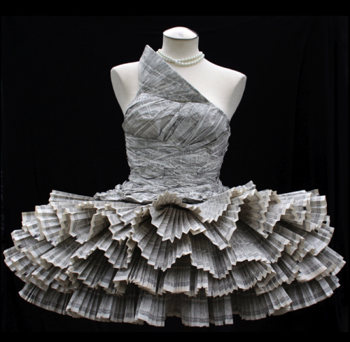 unicorn-meat-is-too-mainstream:  Paper dress made from the pages of telephone books by Kelly Murray 