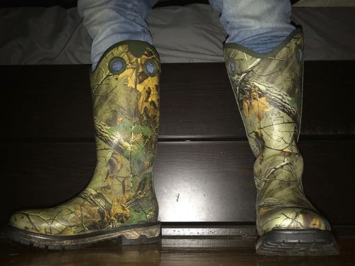 Got a lot of requests for more Ariats so let’s start off with these Conquest Realtree boots. Kinda d